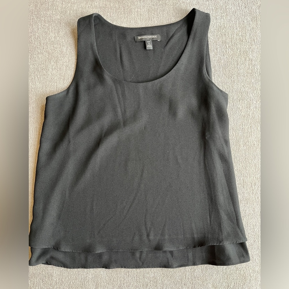 BR black sleeveless blouse with layered bottom - size SP
